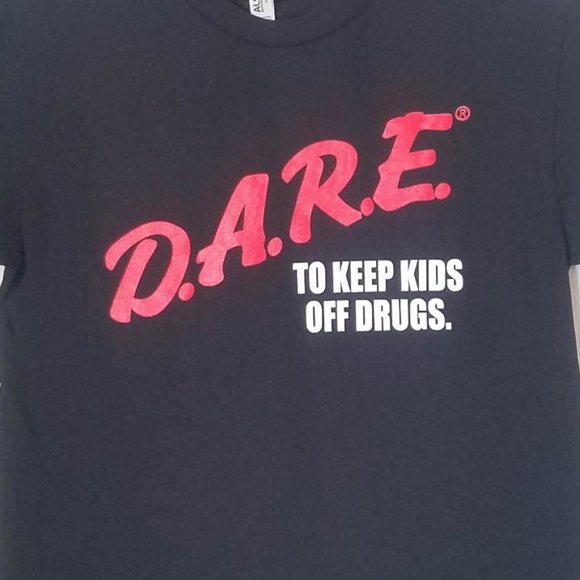 New "D.A.R.E. To Keep Kids Off Drugs" Adult T-Shirt. Available From Small–2XL - Picture 2 of 2